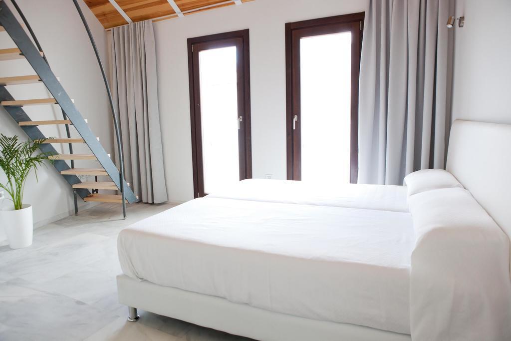 Malaga City Breaks Ngoại thất bức ảnh