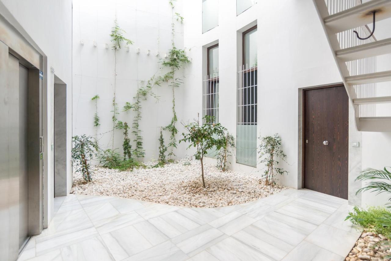 Malaga City Breaks Ngoại thất bức ảnh