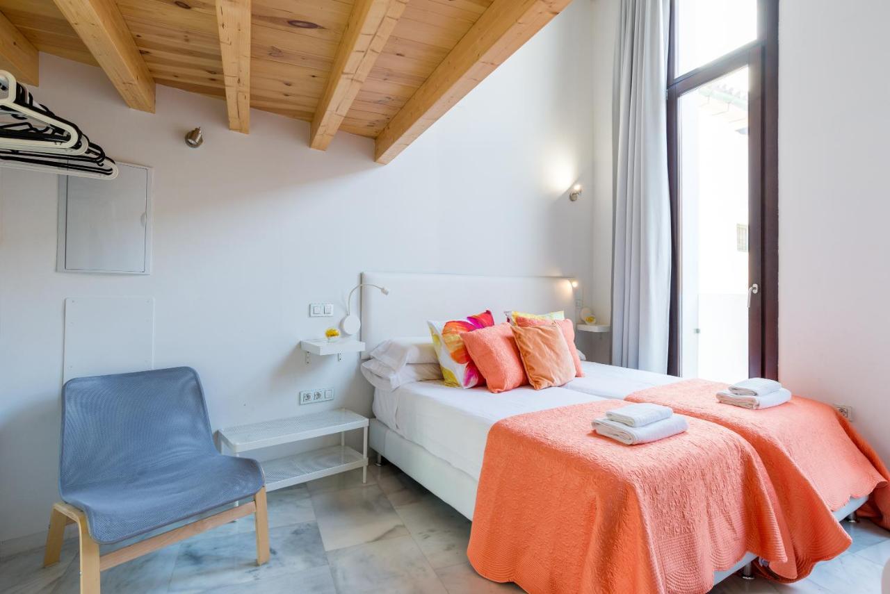 Malaga City Breaks Ngoại thất bức ảnh