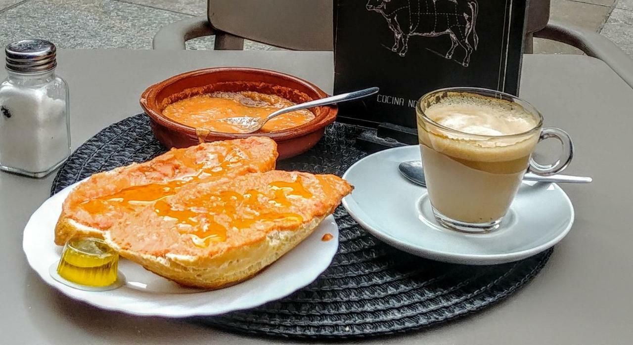 Malaga City Breaks Ngoại thất bức ảnh